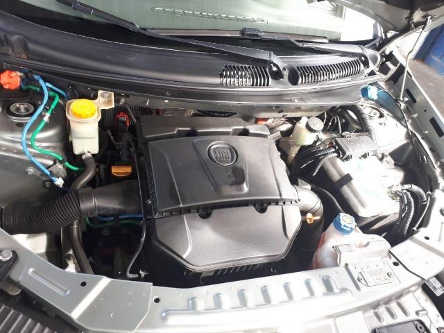 Grand Siena Essence 1.6 2015/2016 Dualogic - Foto 7