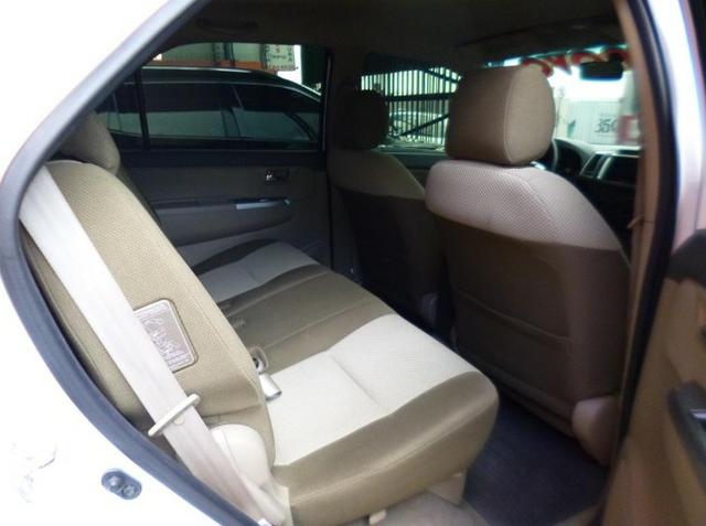Hilux SW4 SR 2.7 4x2 flex automático 2013/2013 branca - Foto 4
