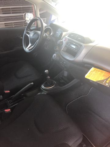 Honda Fit mecanico semi novo , km 72 mil - Foto 13