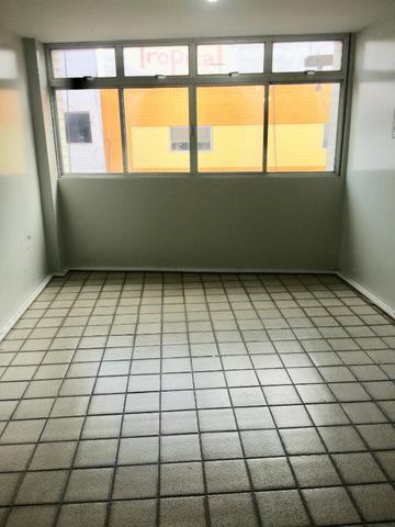 Alugo sala comercial no centro de Caruaru, ao lado do Banco Bradesco - Foto 2