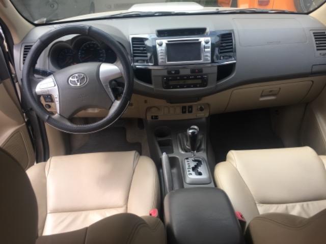 Hilux Sw4 7 lugares - Foto 3