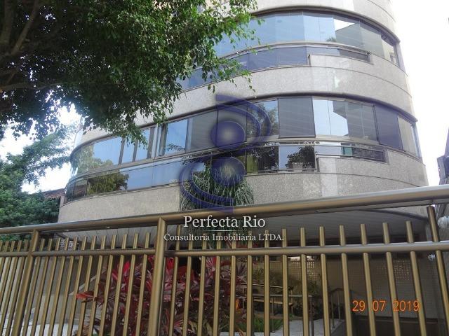 Espetacular Apartamento 04 Suítes, 190m², Ótima Localização