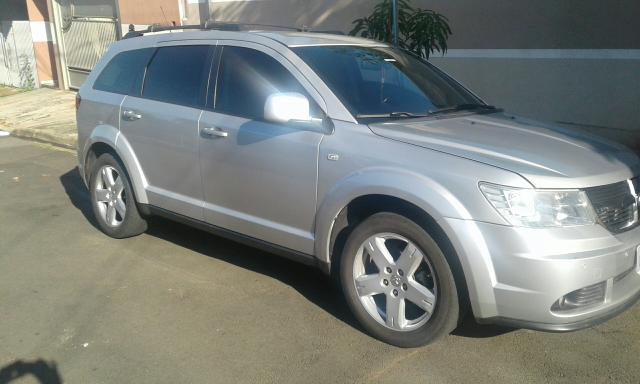 Vende carro dolge journey sxt completa