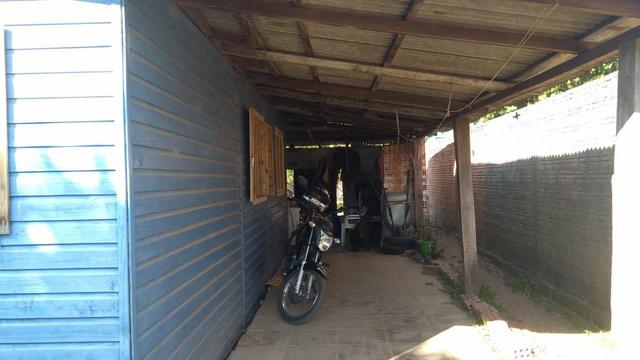 Vendo casa em Butiá, a uma quadra da BR 290
