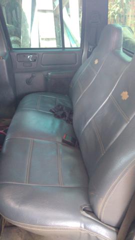 Vendo uma caminhonete S10 - Foto 3