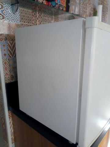 Frigobar semi novo - Foto 5