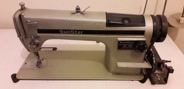 Máquina de Costura Reta Industrial Sunstar