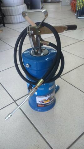 Bomba manual graxa 5kg disco seguidor c-valvula 2m mang - cor azul - Foto 4