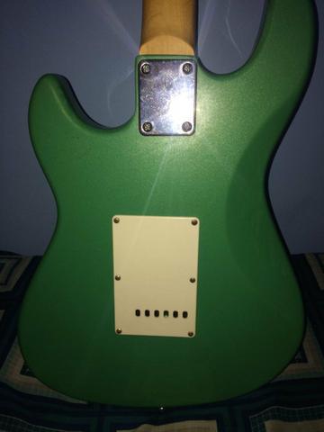 Vendo guitarra strinberg stratocaster semi nova - Foto 4