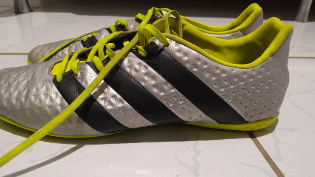 olx tenis de futsal