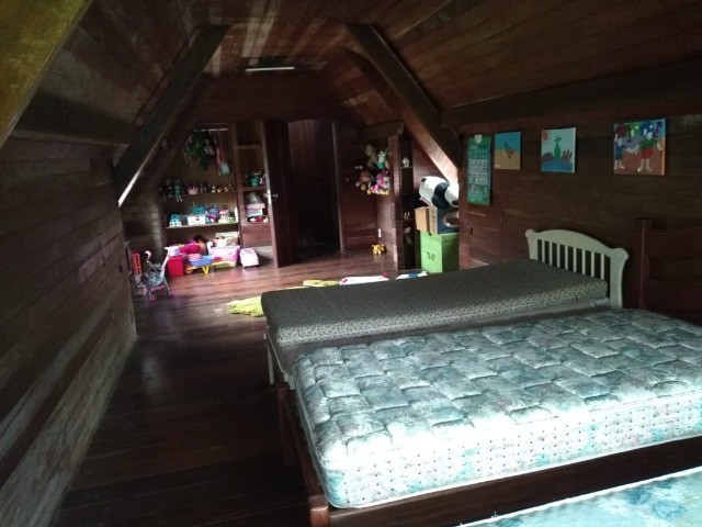 Vendo casa no Cremerie com 6 quartos - Foto 4
