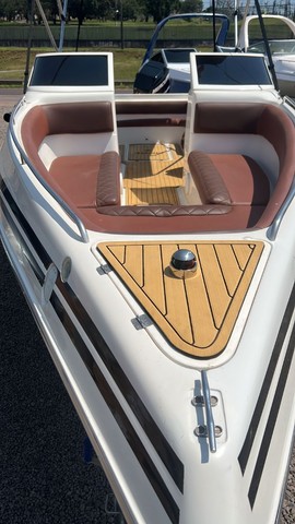 Lancha Real 240 + Motor de popa Mercury 150 hp  + Carreta rodoviária  - Foto 3