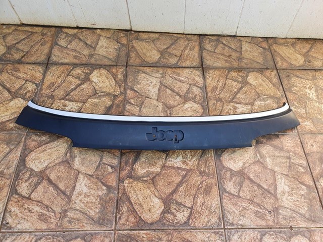 Moldura / Aplique da Tampa traseira Jeep Compass 17/22 Original NOVO