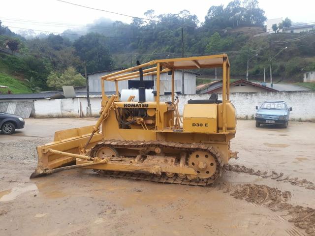 Trator de esteira d30 ano 82 - Foto 2