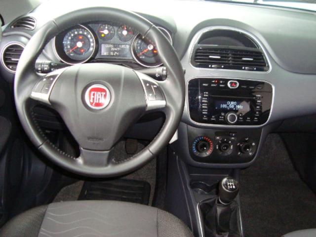 FIAT PUNTO ATTRACTIVE 1.4 2016 - Foto 4
