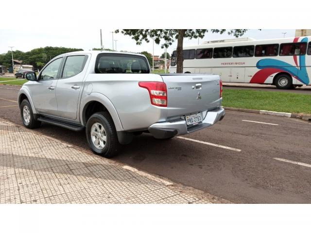 MITSUBISHI L200 TRITON SPORT HPE 2.4 CD DIESEL AUT. - Foto 14