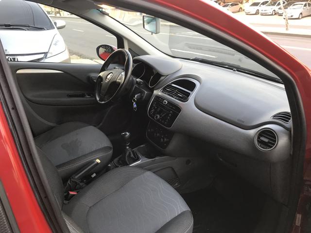 Fiat Punto Atractive 1.4 Itália - Foto 7