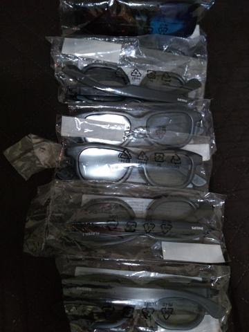 Vendo 7 óculos 3D