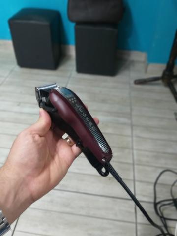 Vendo essa máquina de corte profissional da marca WAHL LEGEND 220V por $ 350,00