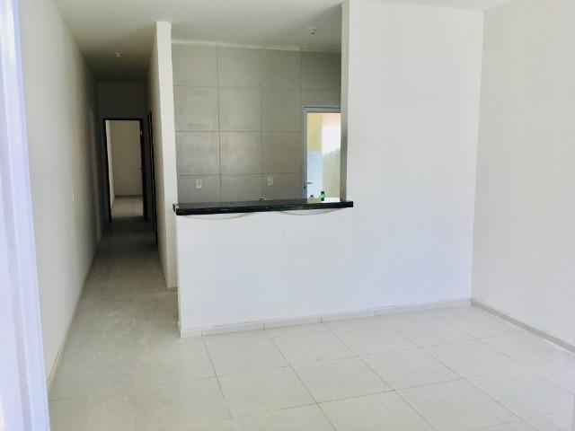 Documentação Inclusa: 2 quartos, 2 wcs, garagem, sala, coz americana, quintal, área serviç - Foto 8