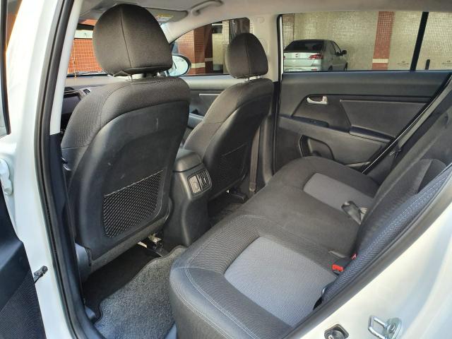 Sportage Lx 2.0 2015 - Foto 9