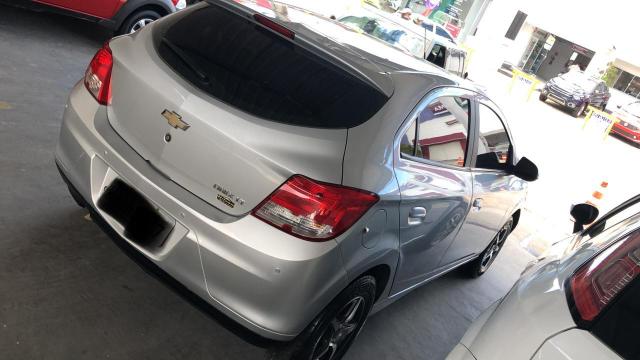 Onix 2013 LT 1.0 ipva 2020 pago - Foto 5