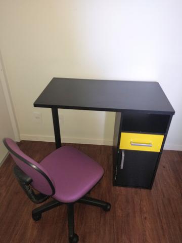 Mesa e Cadeira
