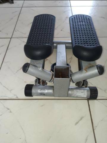 Step pra fazer exercícios para as pernas por apenas 40 reais