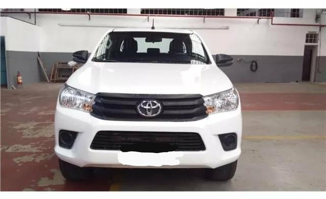 Toyota Hillux Std 4x4 3.0 Turbo a Diesel 2019 - Foto 8