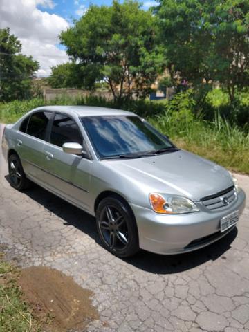 Civic 2001 conservado e barato!!!