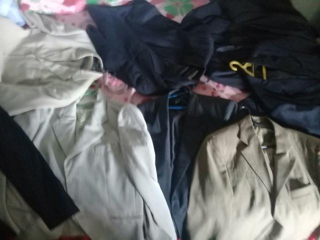 Vende se ternos - Foto 2