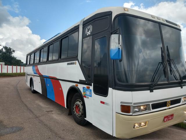 Ônibus rodoviário com ar condicionado - Foto 4