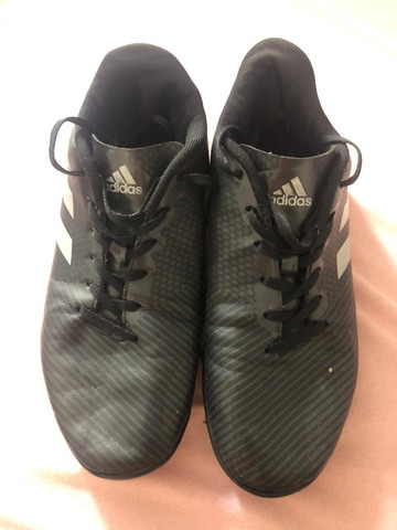 chuteira society adidas traxion