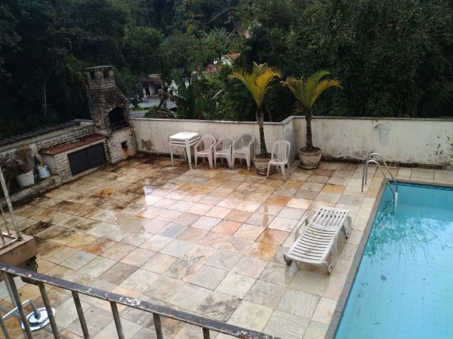 Vendo casa no Cremerie com 6 quartos - Foto 3