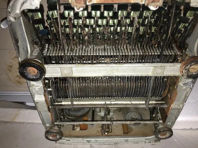Maquina de datilografia remington  - Foto 3