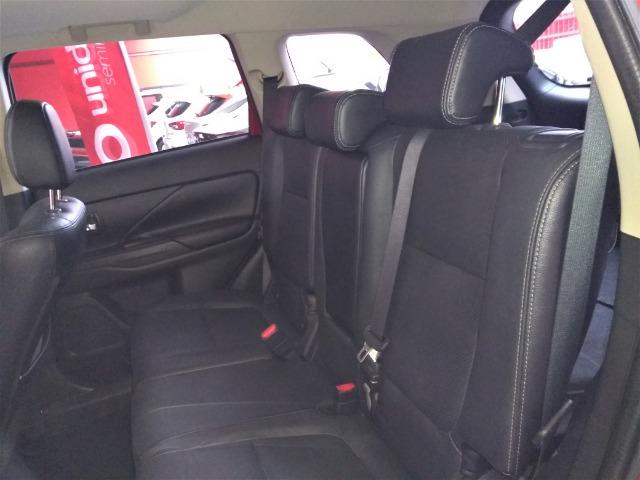 Outlander 7 lugares - Comfort AT 2.0 2018 - Foto 20