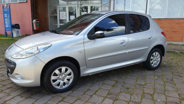 Peugeot 207 1.4 XR Sport - Completo