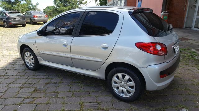 Peugeot 207 1.4 XR Sport - Completo - Foto 2