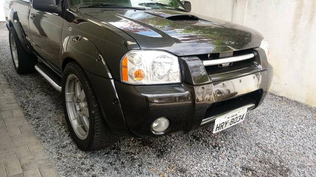 Nissan Frontier. Ano2003, 2004