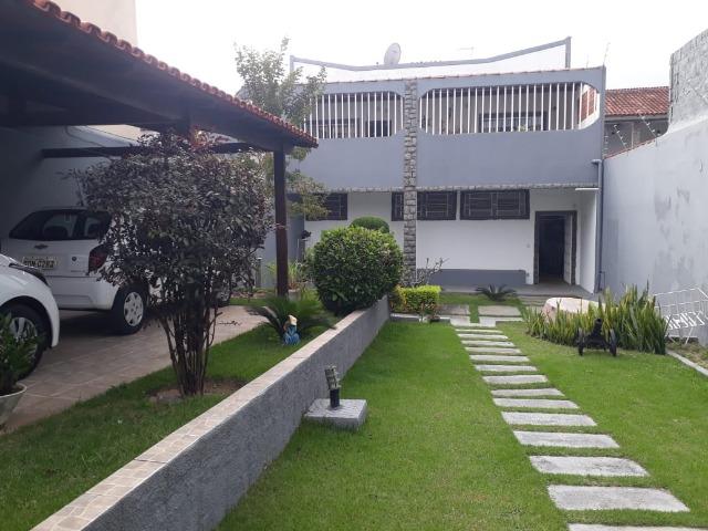 Jacaraipe (Ótima residencia + salão para empresa )