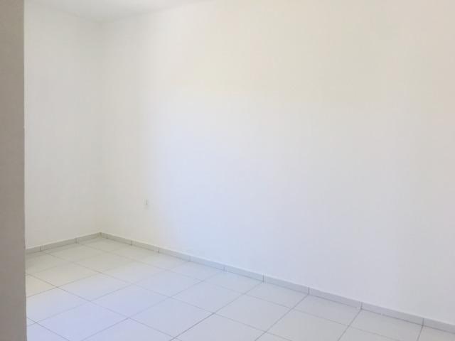 Linda casa com documentação gratis : 2 quartos , 2 banheiros , 2 vagas de garagem - Foto 9
