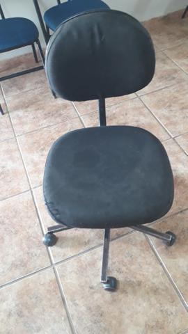 Cadeiras - Foto 5
