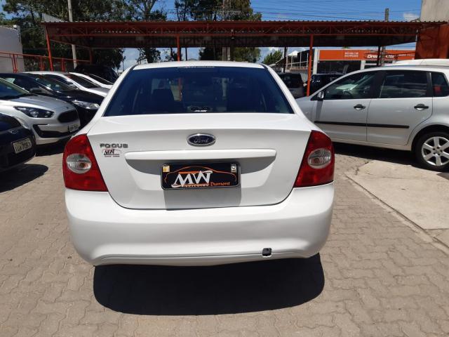 Focus Sedan Ghia 2.0 16V (Flex) - Foto 4