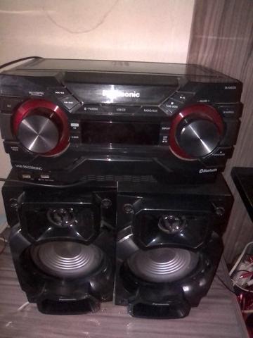 Som Panasonic. 450 watts