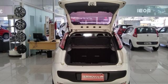 FIAT PUNTO ATTRACTIVE 1.4 8V EVO Branco 2014/2014 - Foto 11