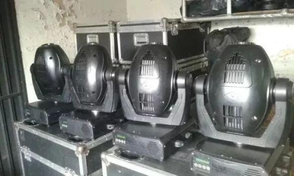 4 Moving Exell No Case (novo)