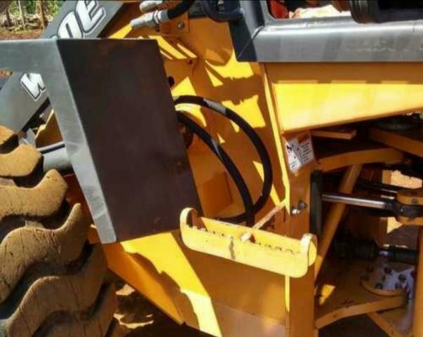 Pá Carregadeira Case W20e 2015 - Foto 2