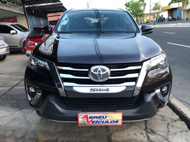 HILUX SW4 2017/2018 2.8 SRX 4X4 7 LUGARES 16V TURBO INTERCOOLER DIESEL 4P AUTOMÁTICO