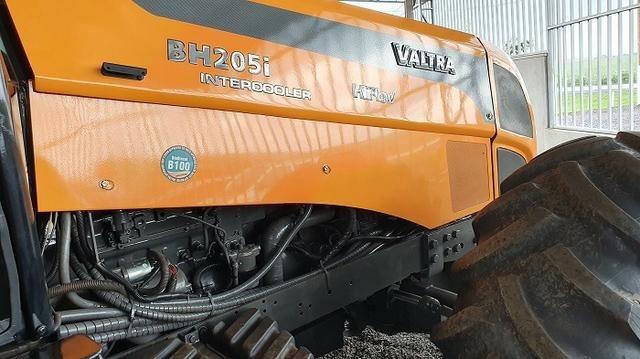 Trator Valtra BH 205 ano 2011 97.000,00 - Foto 3