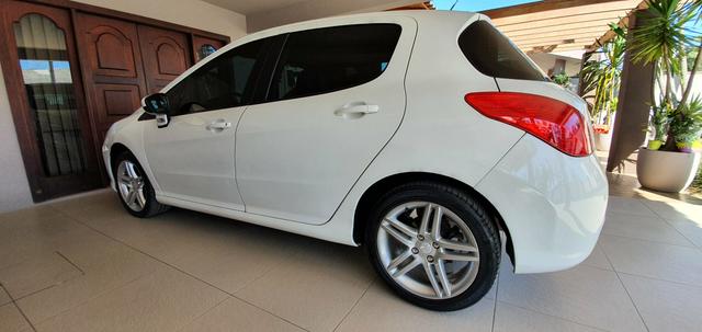 Peugeot 308 Allure 2.0 Aut 6 Marchas 2014 - Foto 2